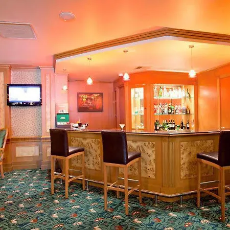 Hotel Oran 4*