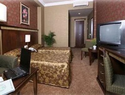 Oran 4*