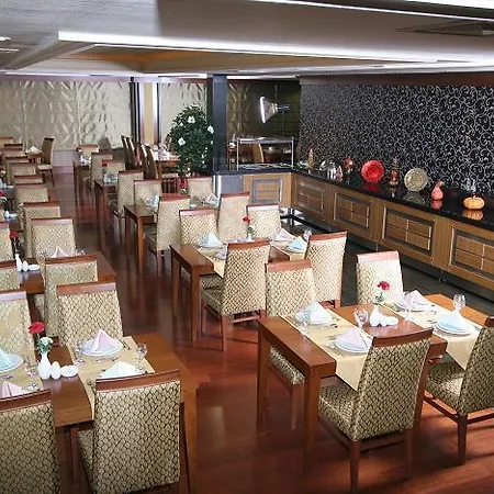 Oran 4*