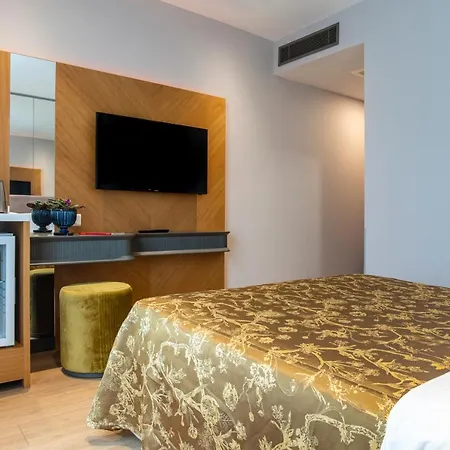 Oran Hotell